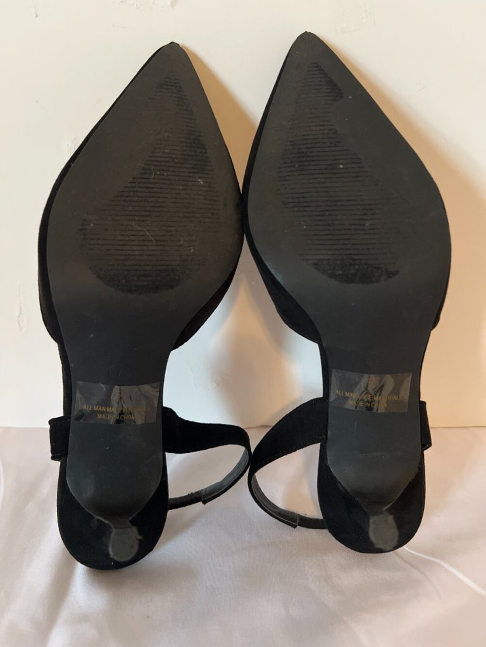 Olivia Black Kitten Heels - Picture 4 of 4